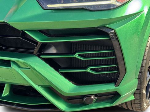 Used 2021 Lamborghini Urus AWD/4WD image 17