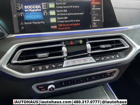 Used 2022 BMW X7 M50i image 40