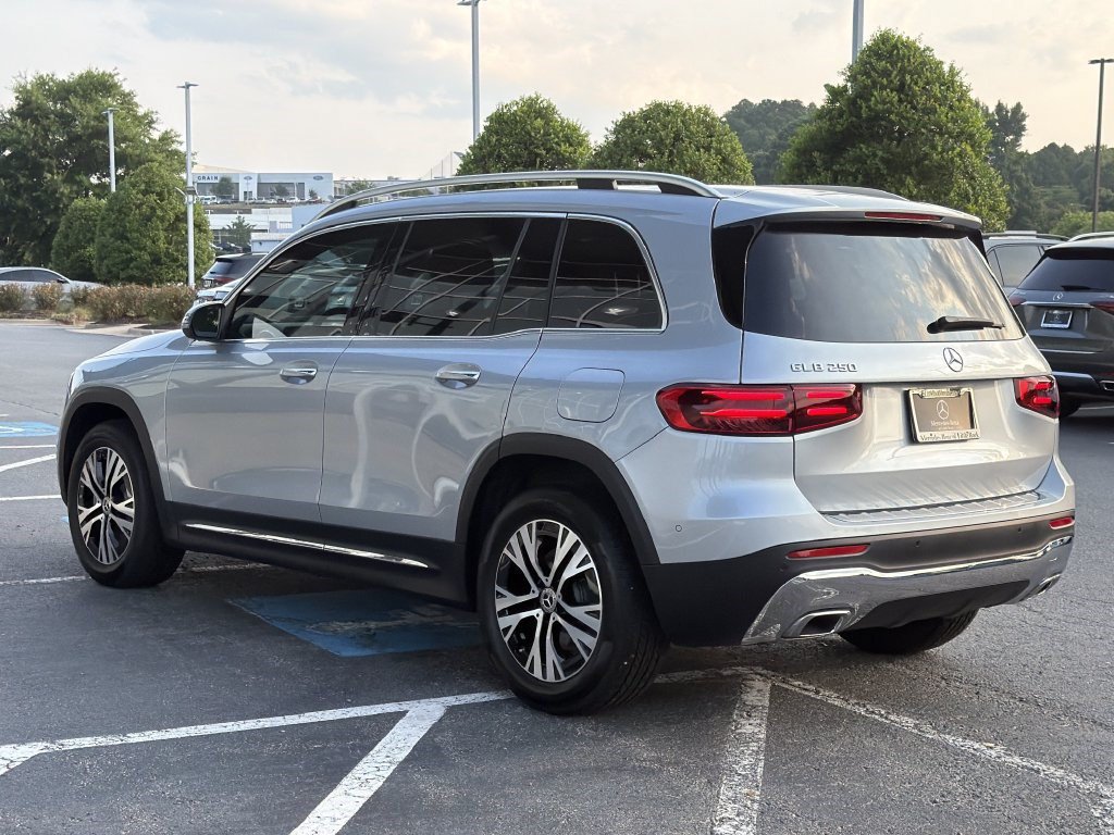 Certified 2025 Mercedes-Benz GLB 250 image 6
