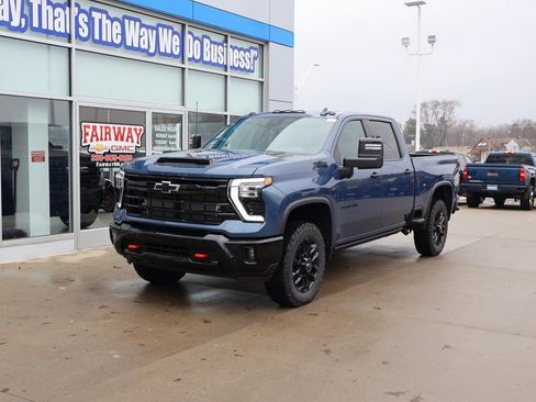 New 2026 Chevrolet Silverado 3500 LTZ w/ LTZ Plus Package AWD/4WD image 7