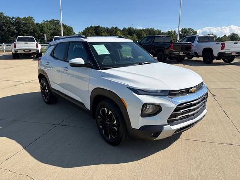 Used 2023 Chevrolet TrailBlazer LT w/ Convenience Package FWD image 8