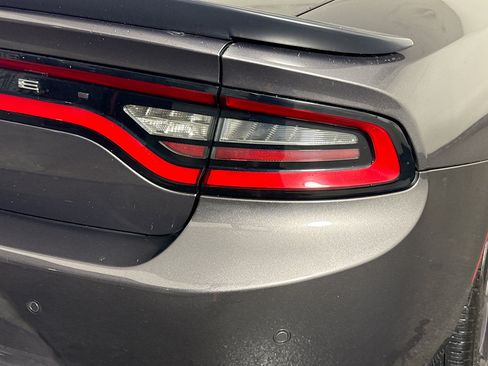Used 2019 Dodge Charger SXT w/ Plus Group RWD image 34