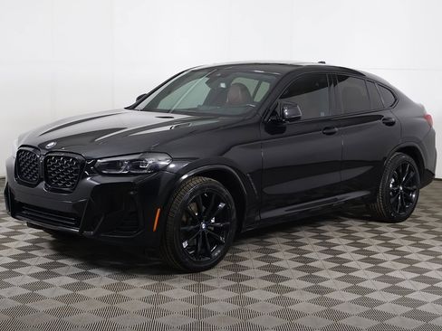 Used 2023 BMW X4 xDrive30i w/ M Sport Package image 10