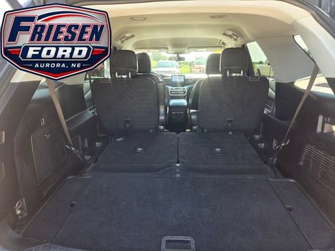 Used 2021 Ford Explorer XLT w/ Equipment Group 202A AWD/4WD image 28