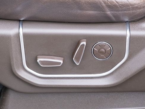 Used 2019 Ford F150 Limited image 14