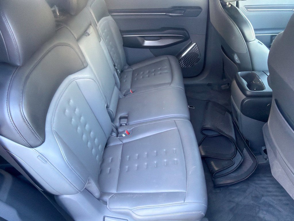 Used 2024 Kia EV9 Wind AWD/4WD image 12