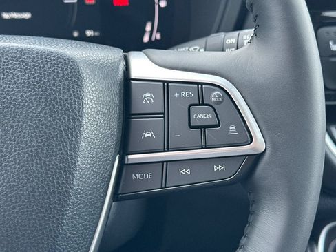 New 2026 Toyota Grand Highlander XLE FWD image 29