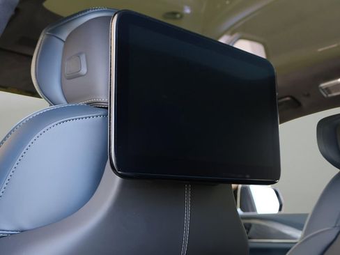 New 2025 Cadillac Escalade IQ Luxury 2 image 15