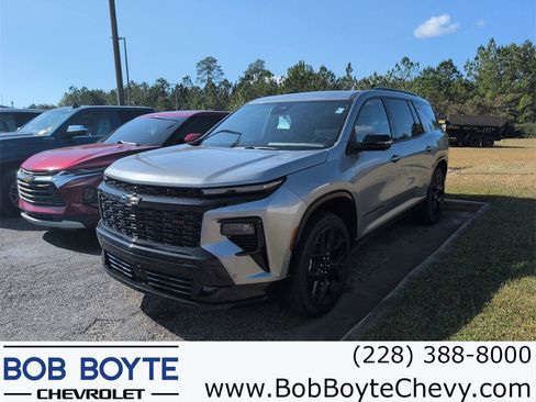 Certified 2026 Chevrolet Traverse RS image 1