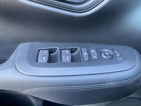 New 2026 Honda HR-V LX image 26