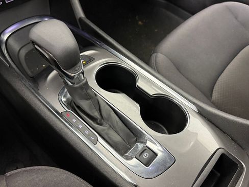 Used 2025 Chevrolet Malibu LT image 17