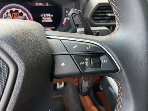 Used 2021 Lamborghini Urus image 24