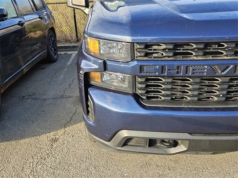 Used 2021 Chevrolet Silverado 1500 Custom image 6