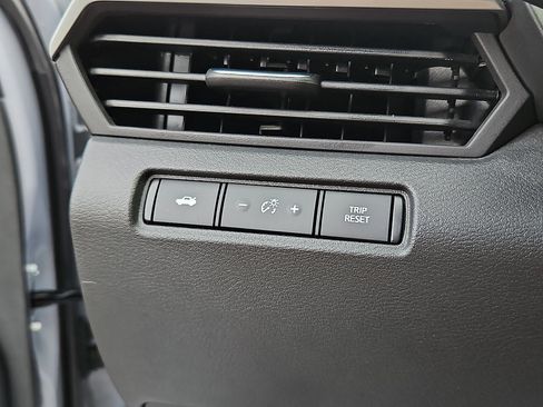 Certified 2023 Nissan Altima 2.5 SR w/ SR Premium Package FWD image 25