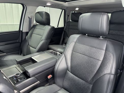 Used 2024 Toyota Sequoia Limited w/ Tow Technology Package AWD/4WD image 25