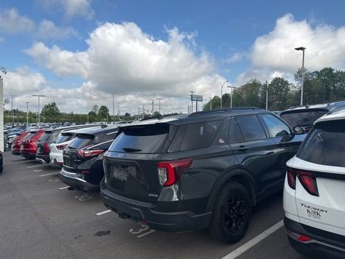 Used 2022 Ford Explorer Timberline w/ Timberline Technology Package image 9