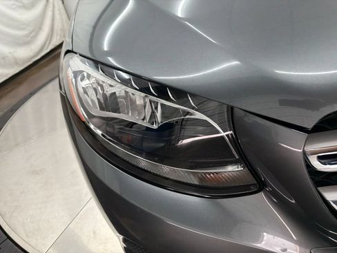 Used 2018 Mercedes-Benz GLC 300 image 10