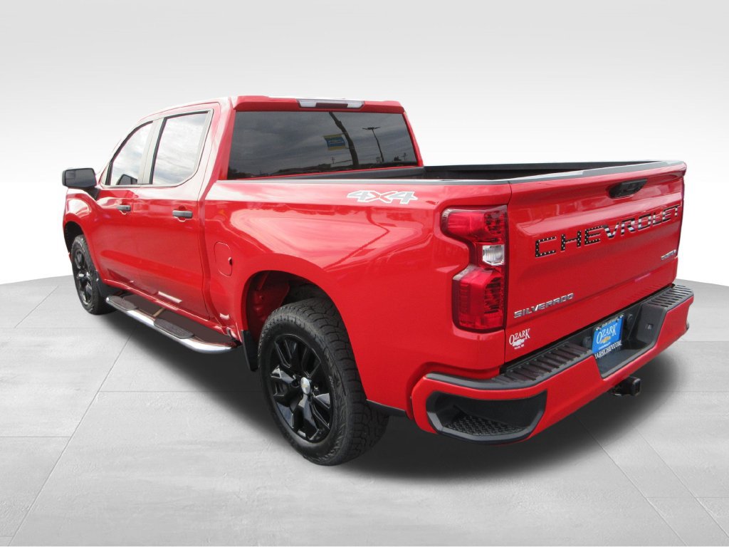 Certified 2022 Chevrolet Silverado 1500 Custom AWD/4WD image 3