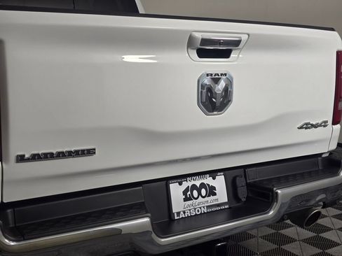 Used 2022 RAM 1500 Laramie AWD/4WD image 15