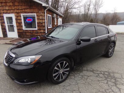 Used 2014 Chrysler 200 Limited w/ Sun/Sound Group