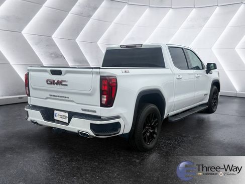 Used 2021 GMC Sierra 1500 Elevation w/ X31 Off-Road Package image 5