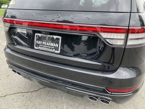 New 2025 Lincoln Aviator Black Label w/ Jet Appearance Package image 4