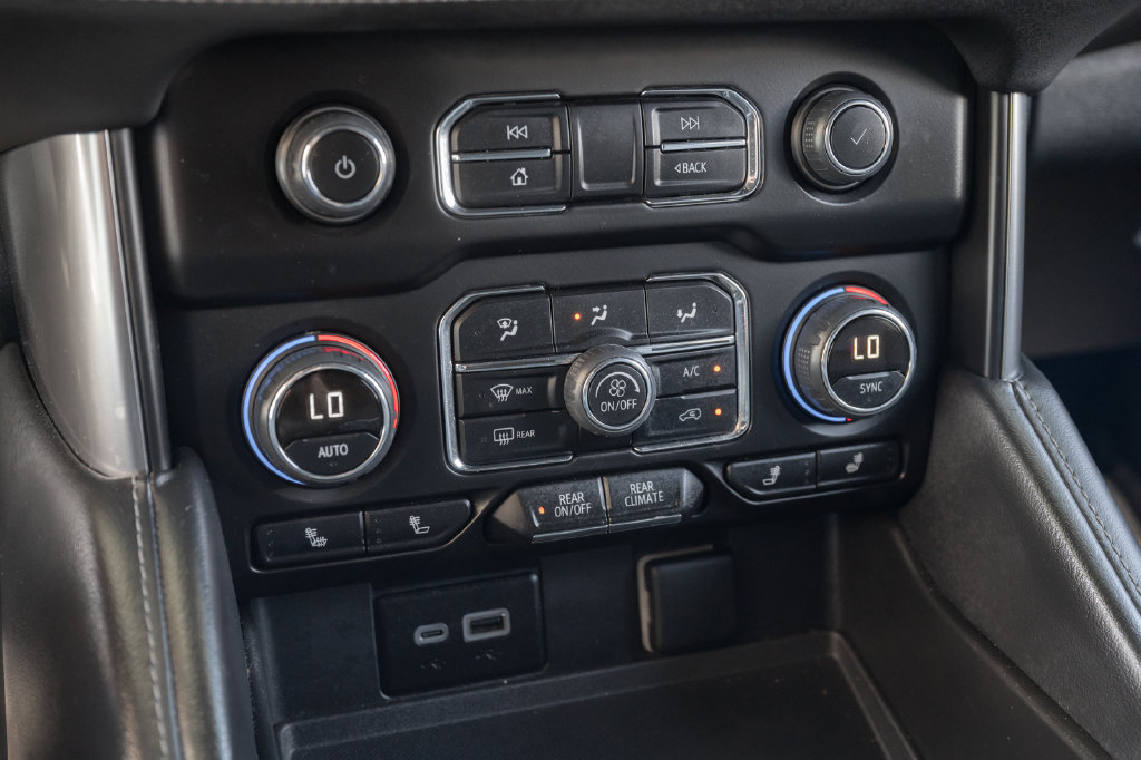 Used 2024 Chevrolet Tahoe LT RWD image 38