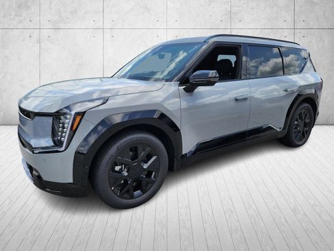 New 2026 Kia EV9 Land w/ Nightfall Edition Package image 3