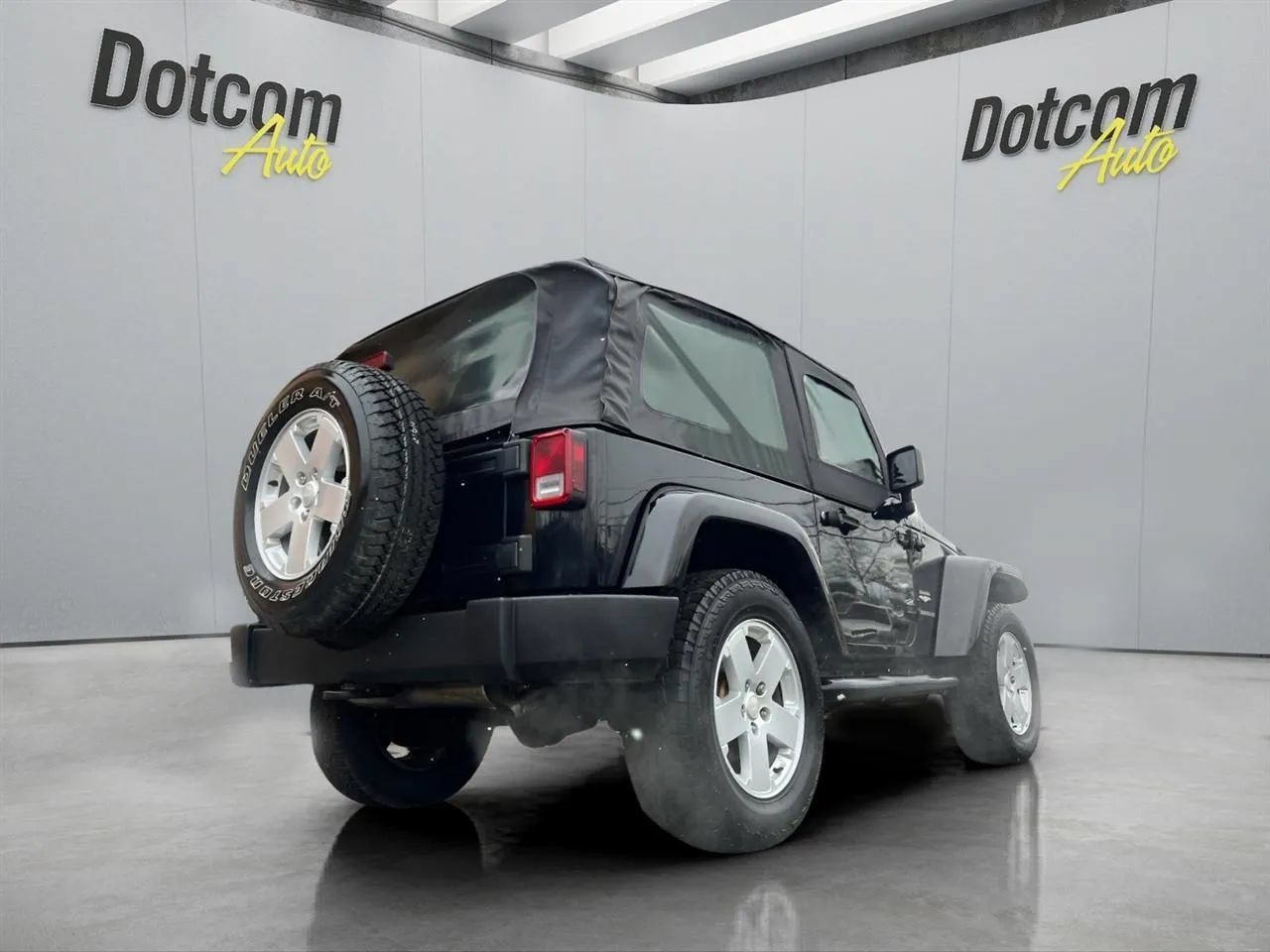 Used 2007 Jeep Wrangler Sahara AWD/4WD image 12