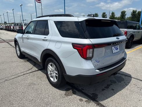 New 2026 Ford Explorer Active AWD/4WD image 8
