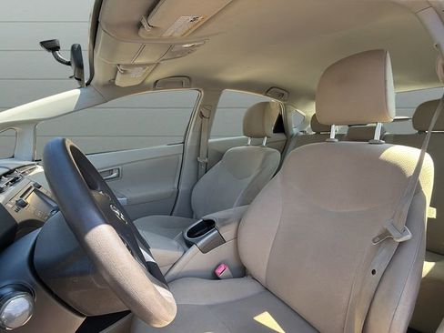 Used 2013 Toyota Prius Two FWD image 22