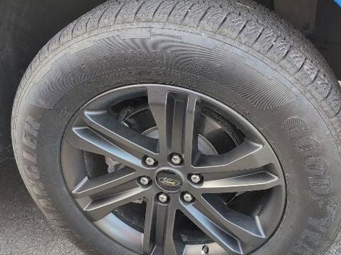 Used 2021 Ford F150 Lariat w/ Equipment Group 502A High AWD/4WD image 32
