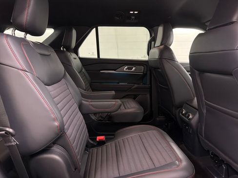 New 2026 Ford Explorer ST-Line w/ ST-Line Street Pack RWD image 29