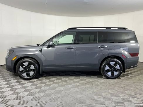 Used 2025 Hyundai Santa Fe SEL image 9