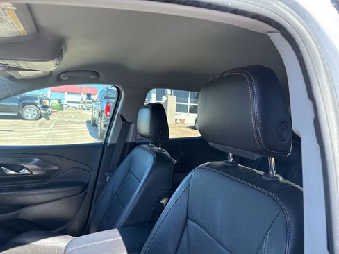 Used 2019 GMC Terrain SLT w/ Preferred Package image 8