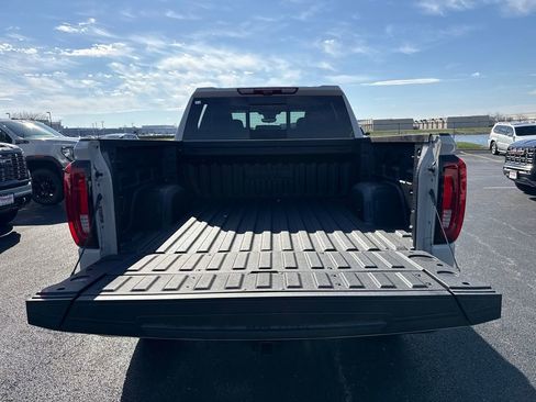 New 2026 GMC Sierra 1500 AT4X AWD/4WD image 36