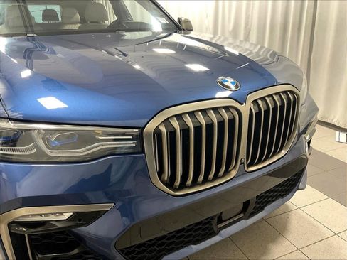 Used 2021 BMW X7 M50i image 26