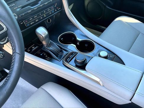 Used 2019 Lexus RX 350 FWD image 17