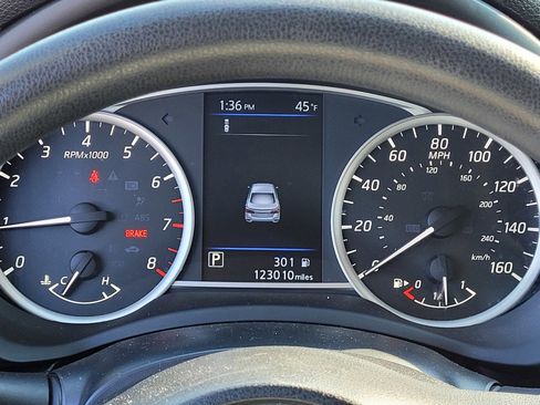 Used 2019 Nissan Sentra S image 27