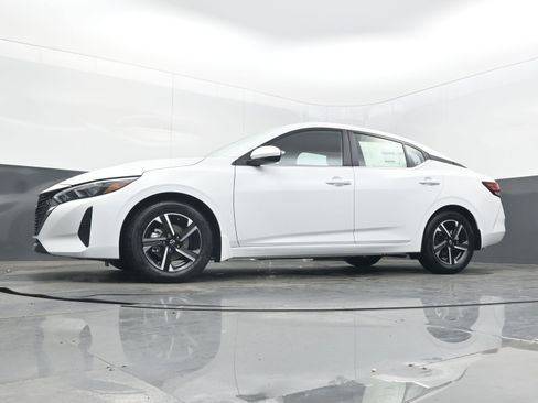 New 2025 Nissan Sentra SV w/ All-Weather Package image 25