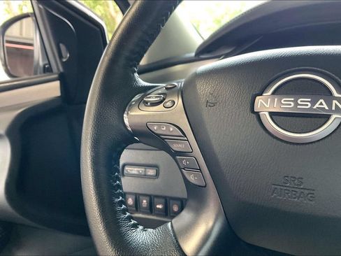 Used 2024 Nissan Murano SV AWD/4WD image 8