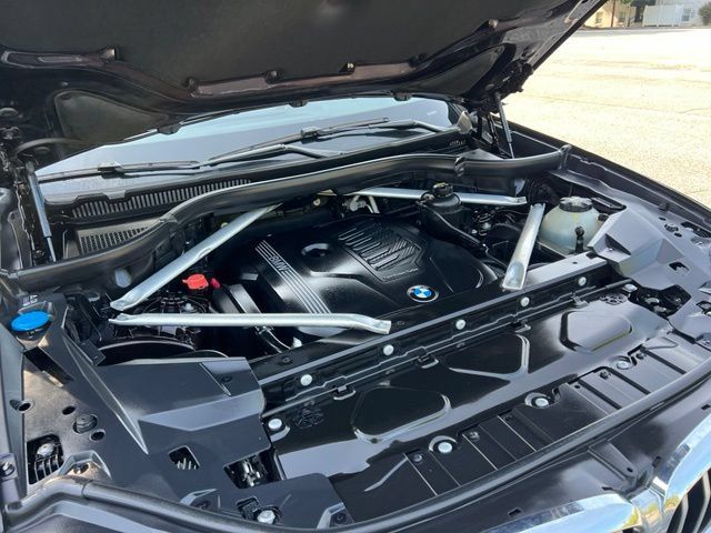 Used 2019 BMW X5 xDrive40i w/ Convenience Package AWD/4WD image 44