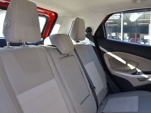 Used 2021 Ford EcoSport S image 19