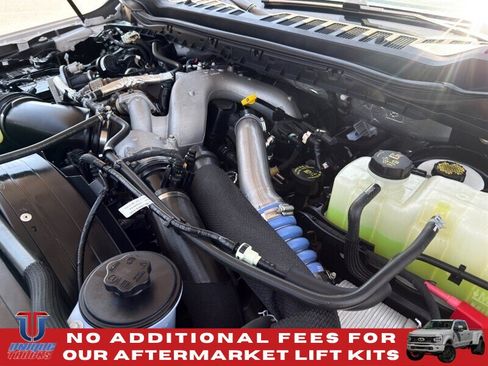 Used 2025 Ford F350 Lariat w/ FX4 Off-Road Package AWD/4WD image 16