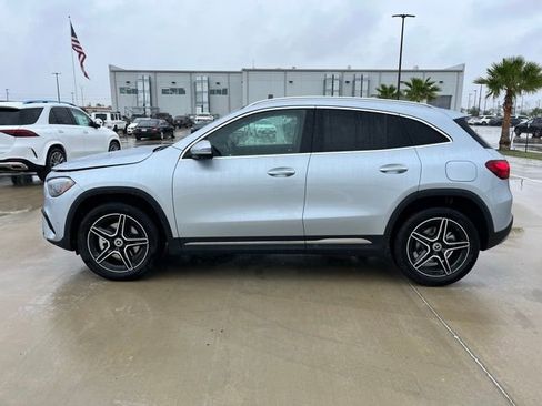 New 2026 Mercedes-Benz GLA 250 image 4