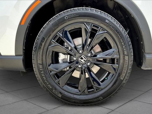 Used 2024 Honda CR-V Sport Touring image 10
