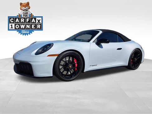 Used 2026 Porsche 911 Carrera GTS image 2