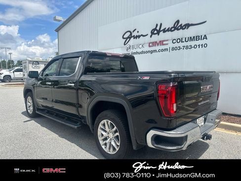 Used 2021 GMC Sierra 1500 SLT w/ SLT Convenience Package AWD/4WD image 3