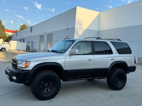 Used 1999 Toyota 4Runner Limited AWD/4WD image 13