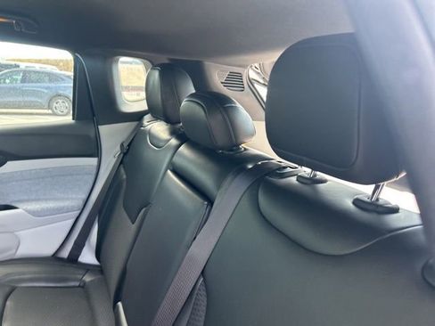 Used 2023 Jeep Compass Latitude w/ Convenience Group image 7